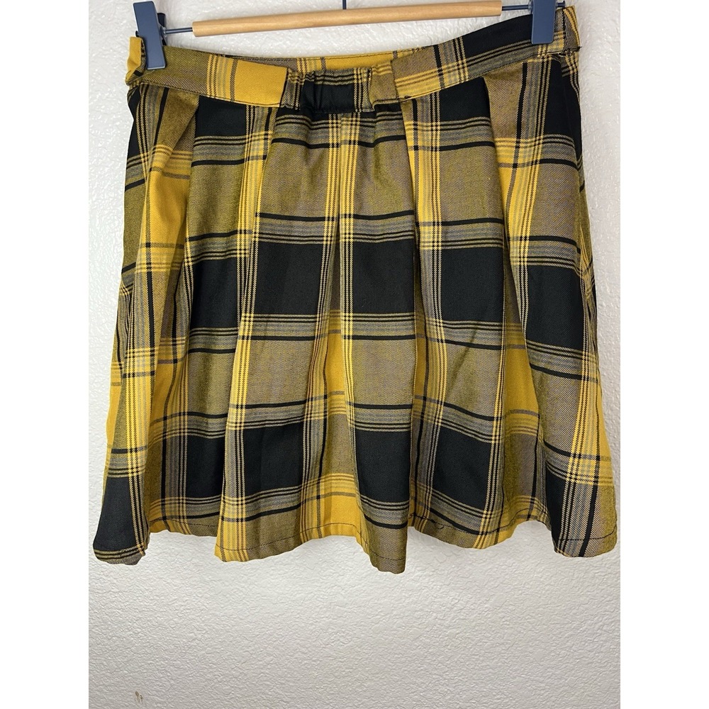 Harry Potter Hufflepuff Pleated Plaid Skirt Size M - Picture 2 of 3